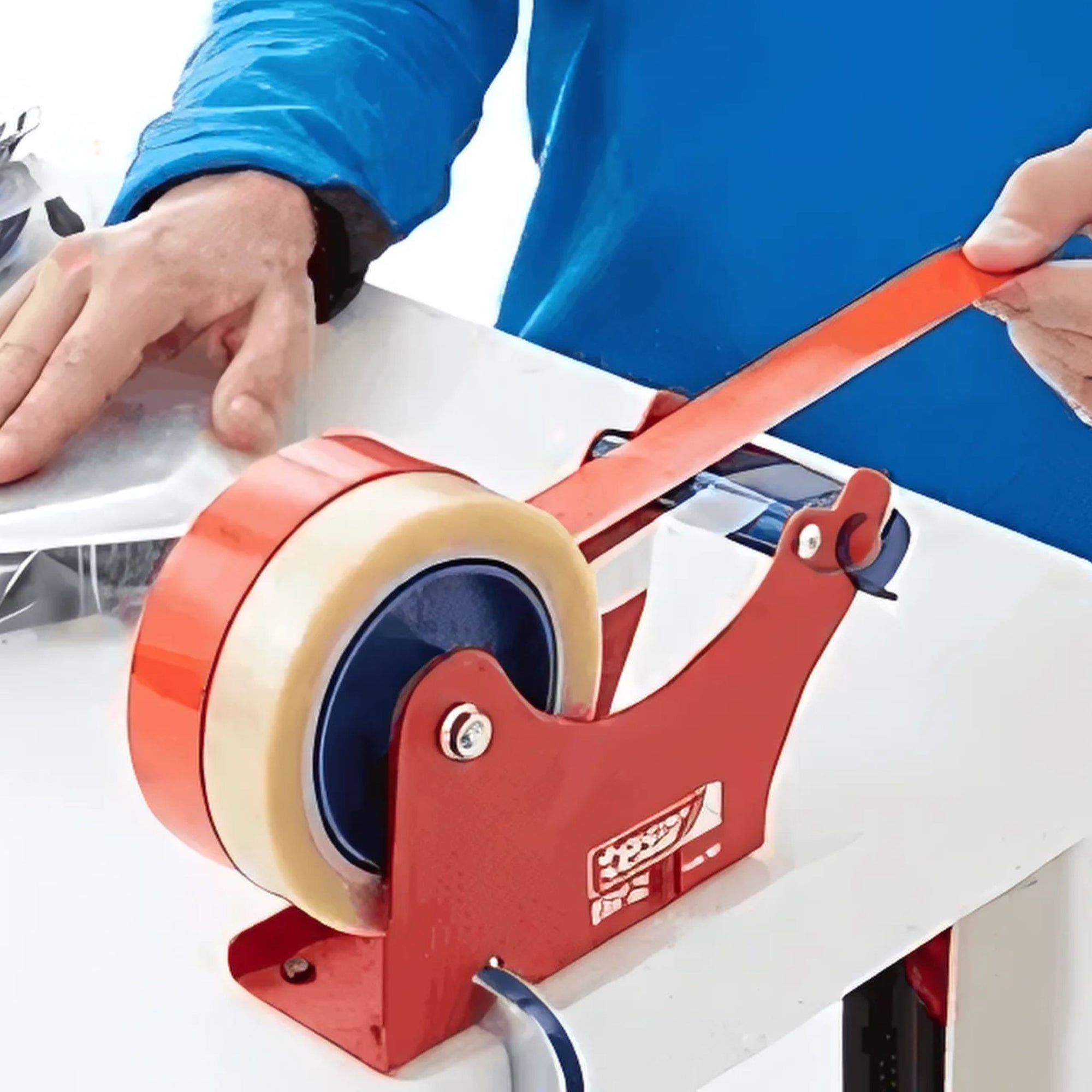 tesa® 6012 asztalra erősíthető kézi szalagadagoló